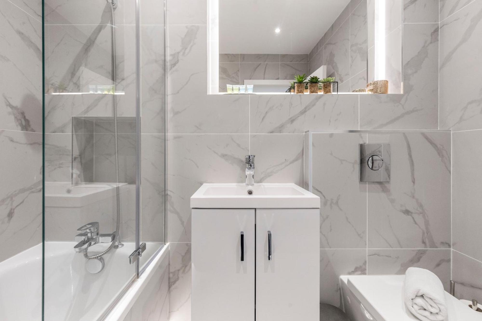 Luxurious 2 Bedroom - Apartment - Central Location London Exterior foto
